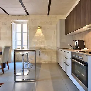 Vallettastay - Orangerie Two Bedroom 402 Apartament